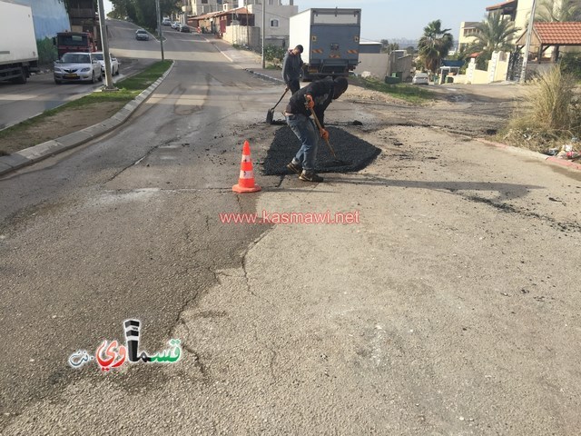   كفرقاسم فيديو: اهالي يتذمرون من ساعات عمل طواقم ترميم الشوارع والطاقم يعقب  ليس الامر بأيدينا فهناك امور تجبرنا على ذلك  